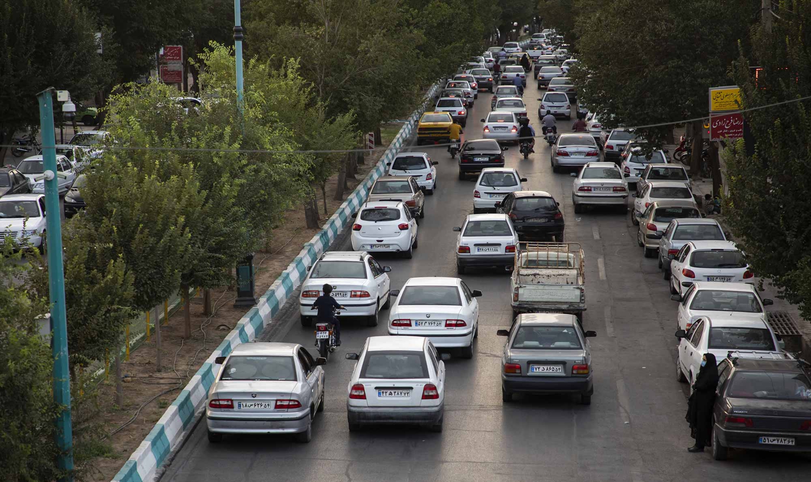 ساخت پارکینگ طبقاتی در بلوار طالقانی