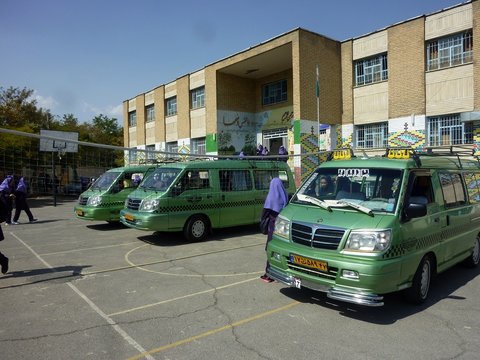 ساعت سرویس مدارس شناور می‌شود