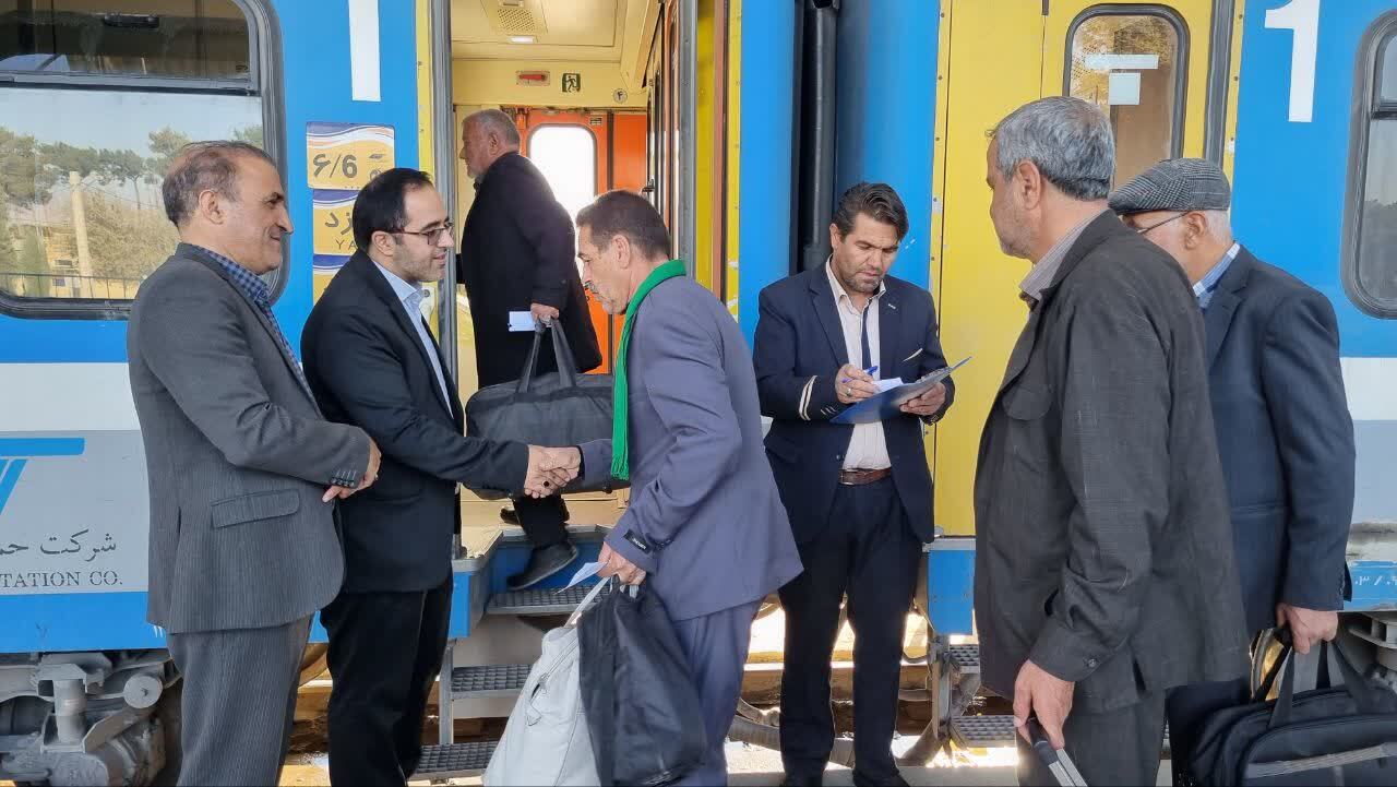 اعزام پیرغلامان یزدی به اجلاس مشهد