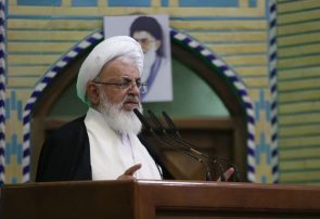 حضور پرشور مردم در ۲۲ بهمن دشمن را عقب می‌راند